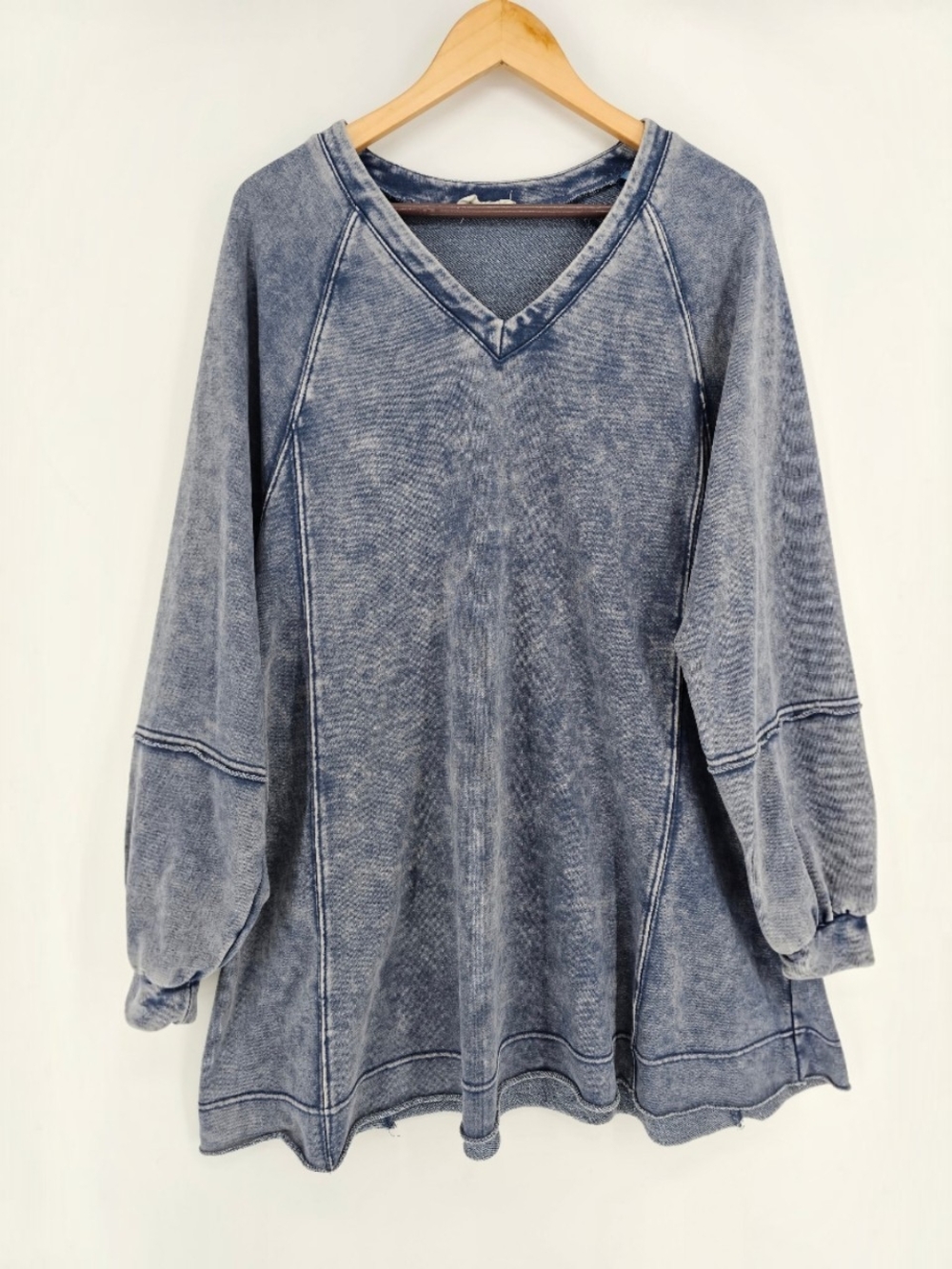 Blue Mineral Wash V Neck A Line Tunic Sweatshirt Boho Women's M